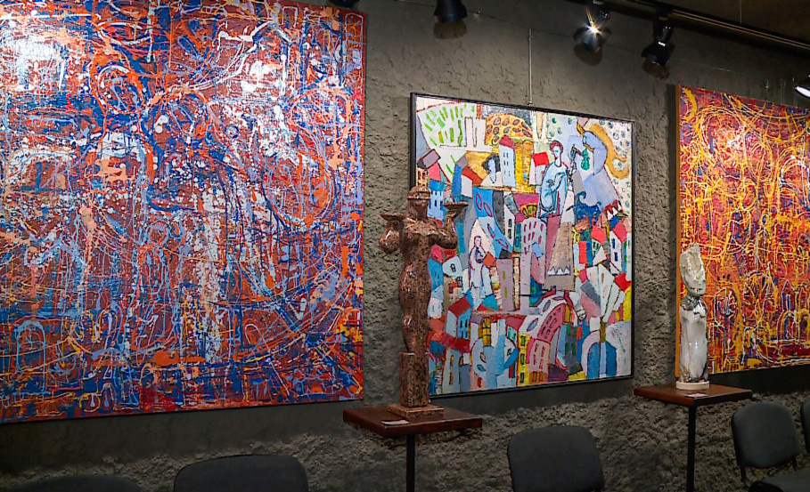Выставка живописи Николая Молчанова открылась в Могилеве
