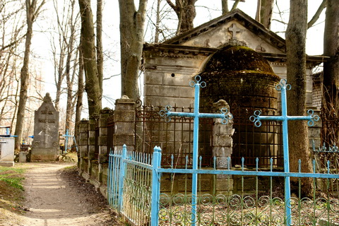 Успенское кладбище