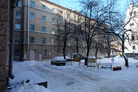 Дом на месте здания Дворянского собрания по адресу Первомайская,9 - Комсомольская,2 - вид со двора