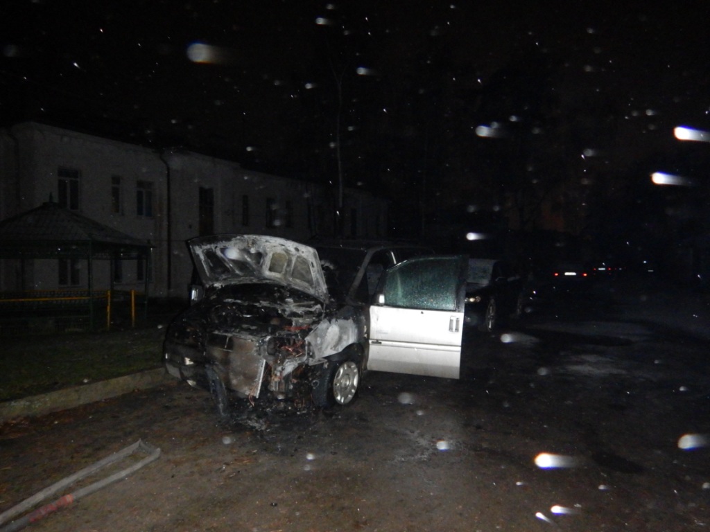 Автомобиль горел по проспекту Витебскому в Могилеве