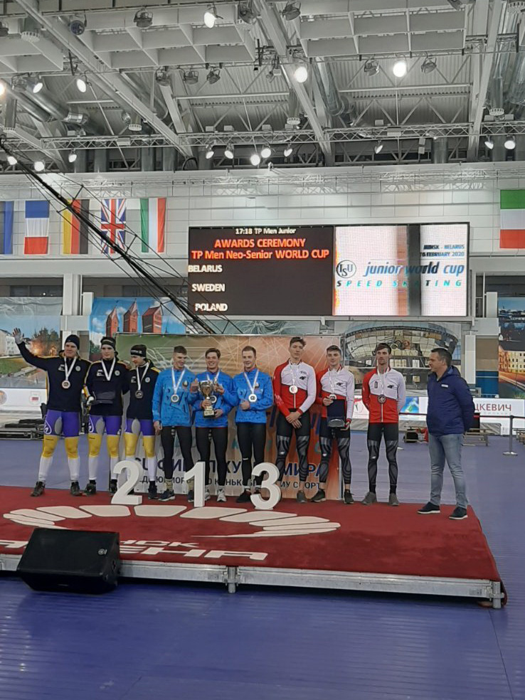 Могилевские конькобежцы завоевали медали различного достоинства на финальном этапе КМ мира среди юниоров
