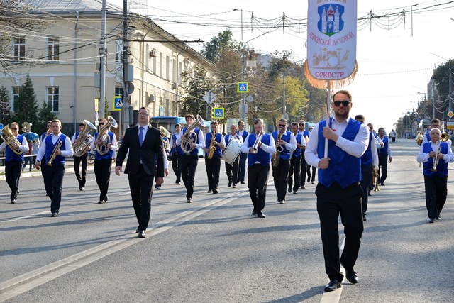 Могилёвский оркестр принял участие в международном фестивале «Фанфары Тульского кремля» 