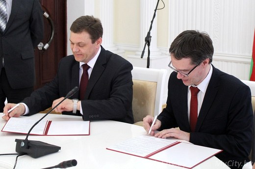 «Связанные одной целью»: Могилёвское агентство развития и СЭЗ «Могилёв» подписали договор о сотрудничестве