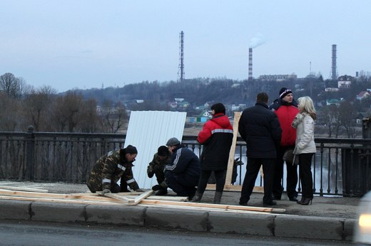 На «Пушкинском» мосту в Могилёве обрушилась часть ограждения
