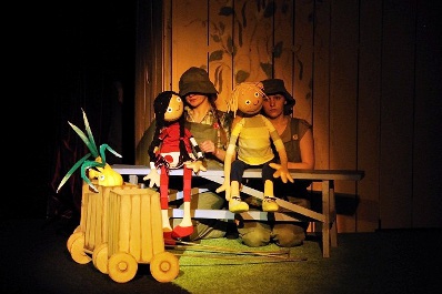 Театр кукол закрывает юбилейный, сороковой, сезон  