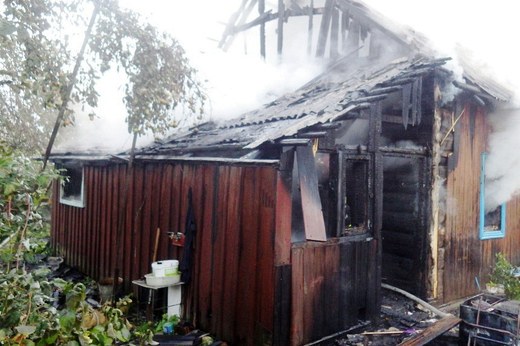 Частный дом горел на улице Калиновского по вине неустановленных лиц 