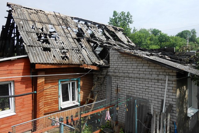  Неисправная проводка стала причиной пожара в частном доме по улице Котовского