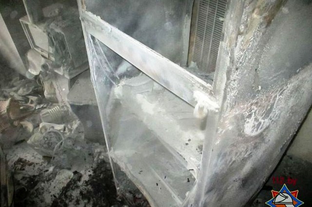 «Коротнул» холодильник: в Могилёве случился пожар по улице Островского 