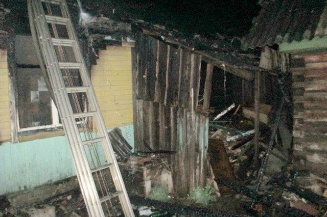 Дома двух пенсионеров горели ночью в Могилёве – по одному из них разбирается милиция