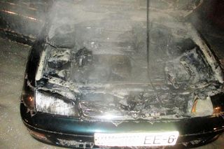 В Могилёве сгорели два легковых автомобиля из-за короткого замыкания электропроводки 
