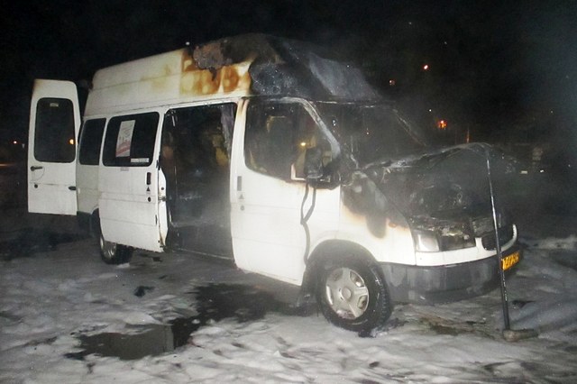 Из-за короткого замыкания проводки в Могилёве загорелся «Ford Transit»