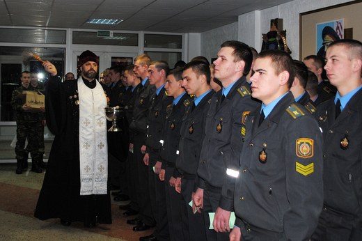 Будущих милиционеров в Могилёве навестил настоятель Борисо-Глебского храма