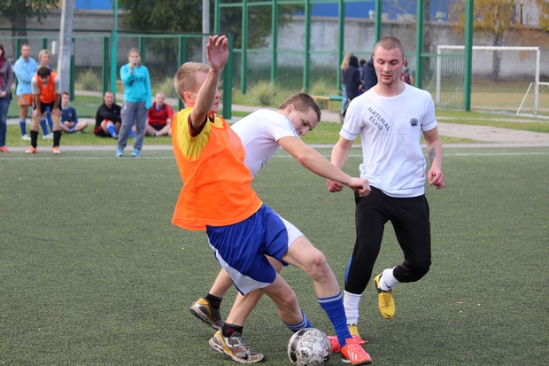 В одной упряжке: футбольный клуб «Днепр» провёл турнир для спонсоров и болельщиков