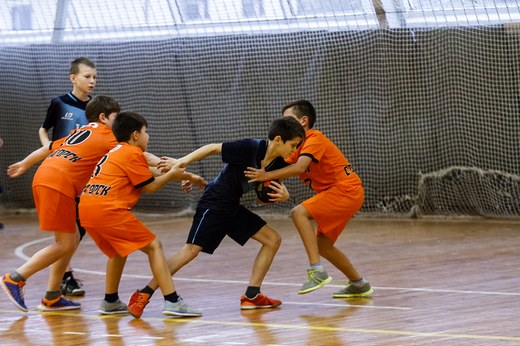 Соревнования по гандболу «Zubr Cup» среди юношей прошли в Могилёве  