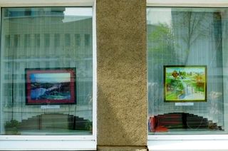 «Могилёв и его окрестности»: выставка минчанки Ксении Ивановой появилась в арт-окнах городской библиотеки 