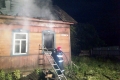 Нежилой дом загорелся ночью на улице Кирова. Погиб мужчина