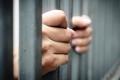 Могилевчанину, избившему сожителя родственницы, грозит тюремный срок