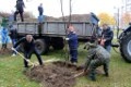 Субботник в Могилёве: 20 тыс. участников, 300 высаженных деревьев, 5. тыс. м3 убранной листвы и мусора 