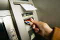Краткосрочные перерывы в обслуживании держателей карточек банков могут возникнуть ночью 2 мая