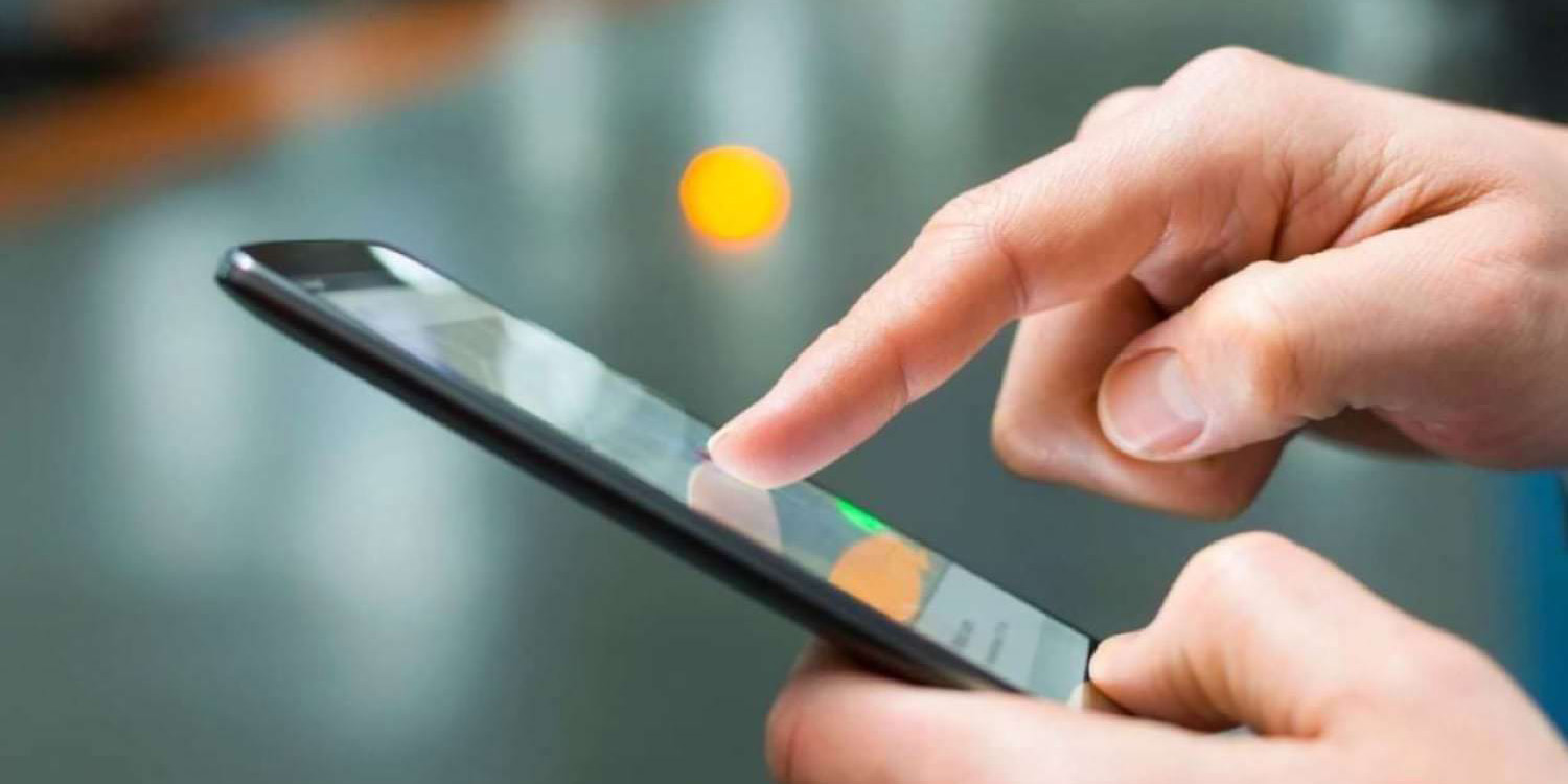 Знакомый вытащил телефон у 14-летней могилевчанки