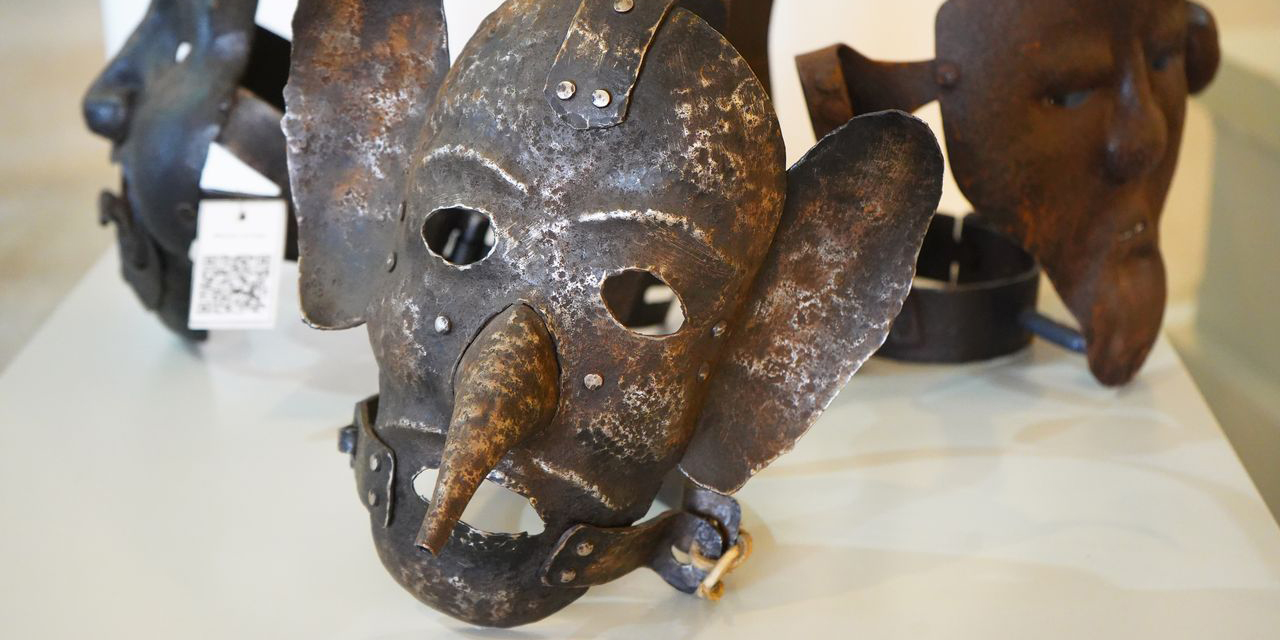 Выставка «Охота на ведьм» открылась в Могилевском областном краеведческом музее