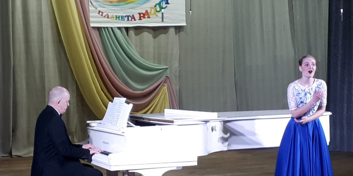 Гран-при и три диплома 1 степени завоевали учащиеся Могилевской гимназии-колледжа искусств на конкурсе «Планета радости»