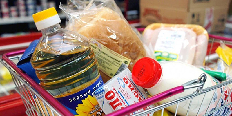 В Могилеве завотделом магазина похищала товары тележками