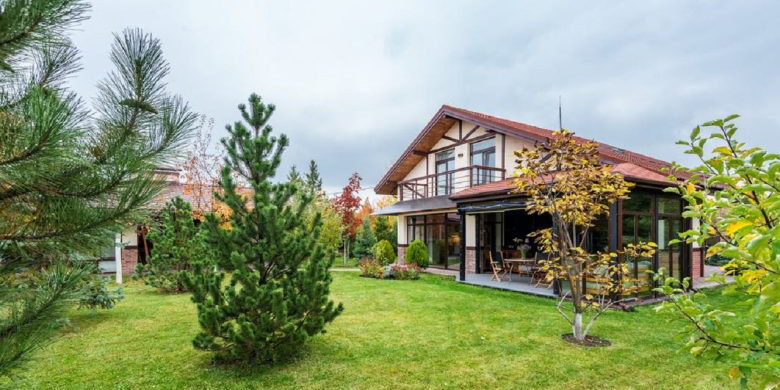 Могилевчанин полгода выносил вещи из чужого дачного дома