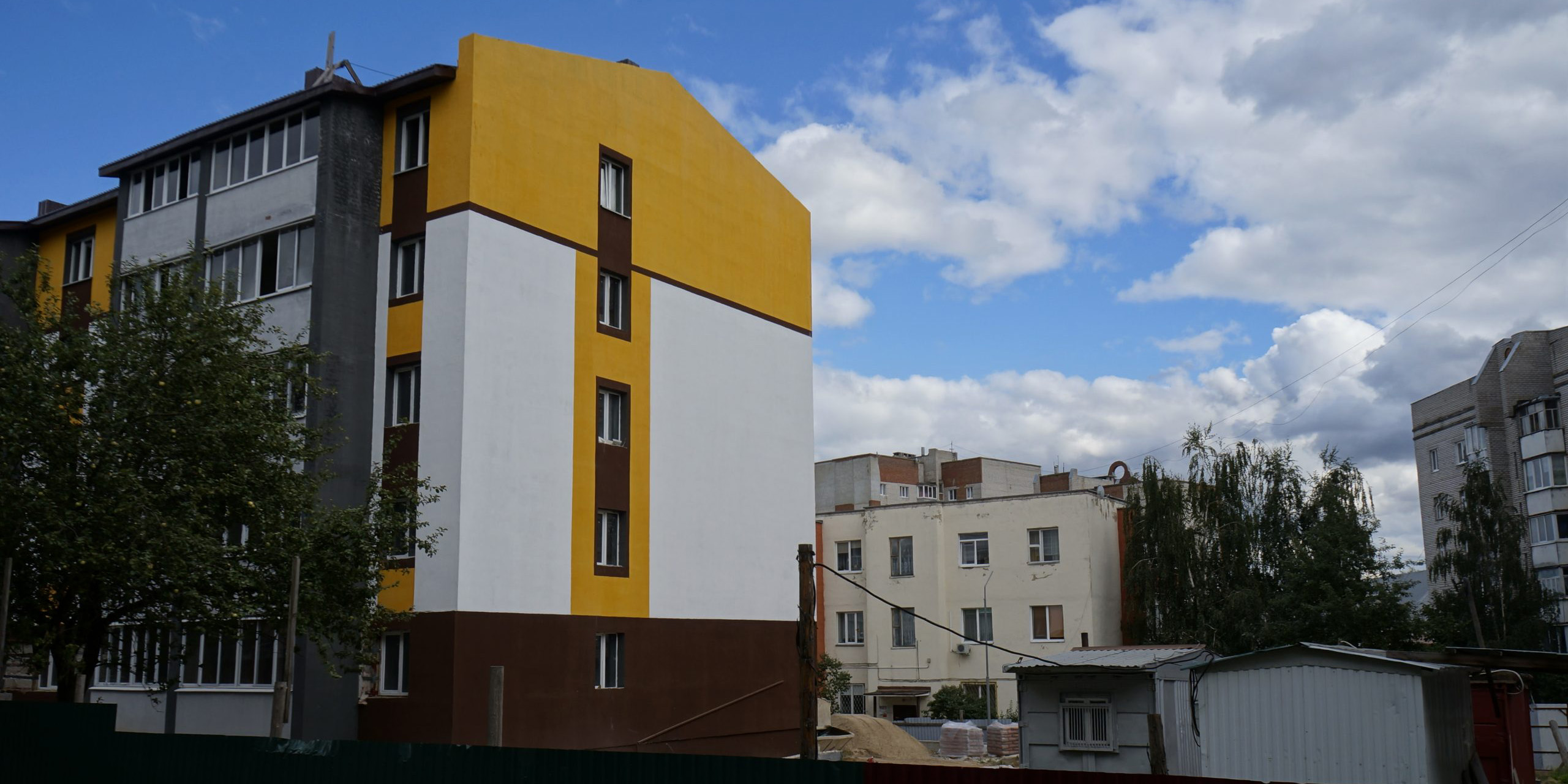 Как решается проблема с долгостроями в Могилеве