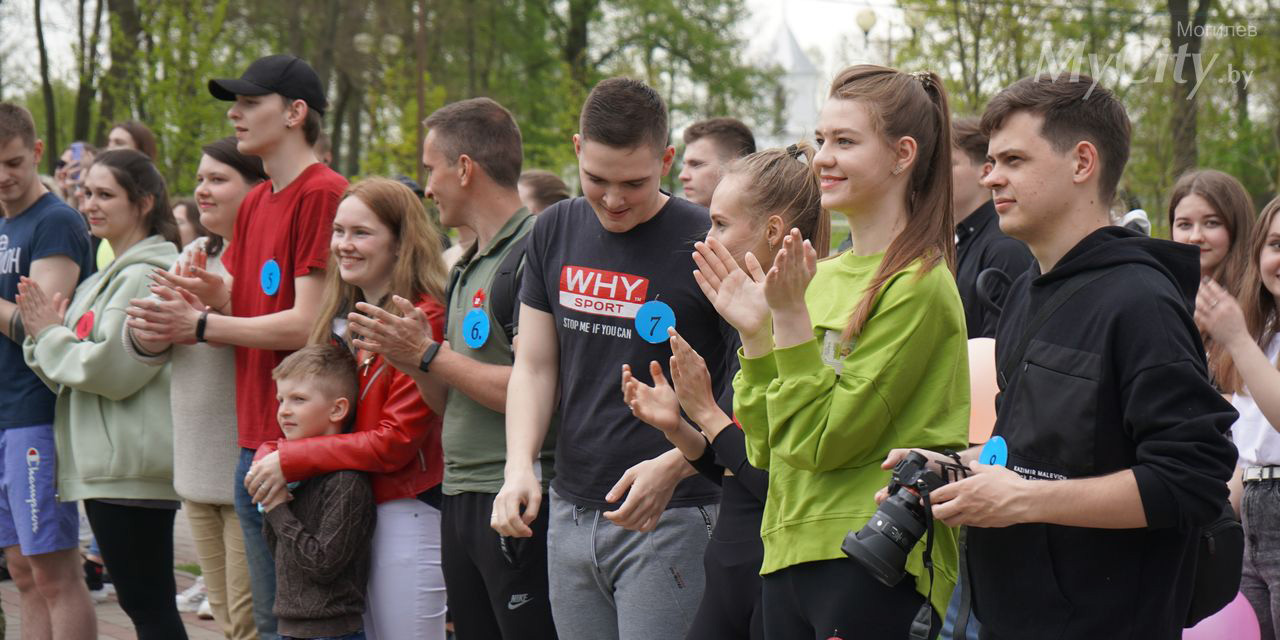 «Кто-то заранее решил: ребята, вам надо встретиться»: в Могилеве проходит конкурс студенческих семей