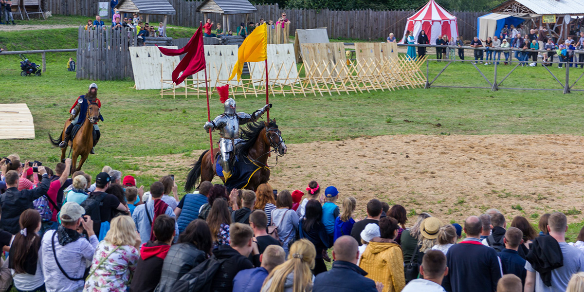 Куда поехать на выходные? Мстиславль приглашает на праздник средневековой культуры