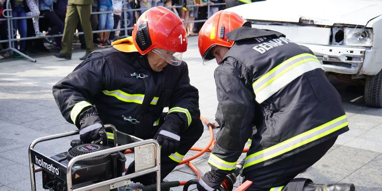 Как прошел День пожарной службы в Могилеве — рассказываем