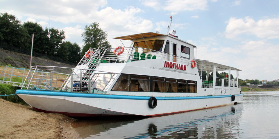 Теплоход «Могилев» приглашает в речной круиз с 1 мая