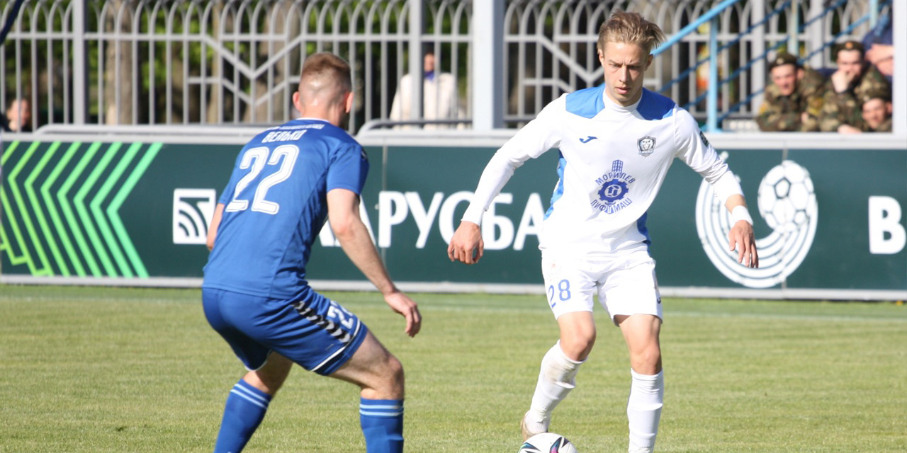 Боевая ничья: «Днепр» на выезде встречался со «Слуцком»