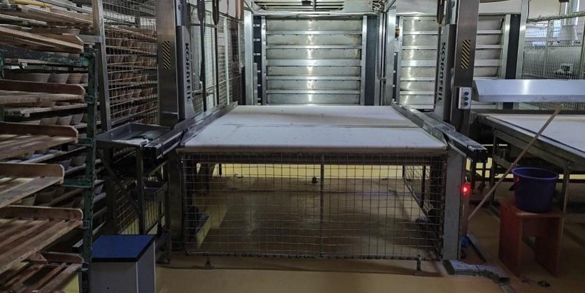 В Могилеве пекарь хлебобулочного производства получила травму