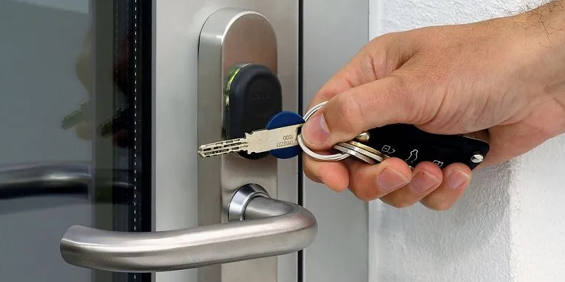 В Могилеве задержан вор-гастролер, который ночью проникал в торговые объекты