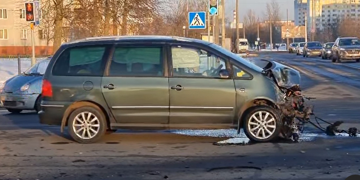 В Могилеве на перекрестке улиц Мовчанского и Терехина произошло ДТП