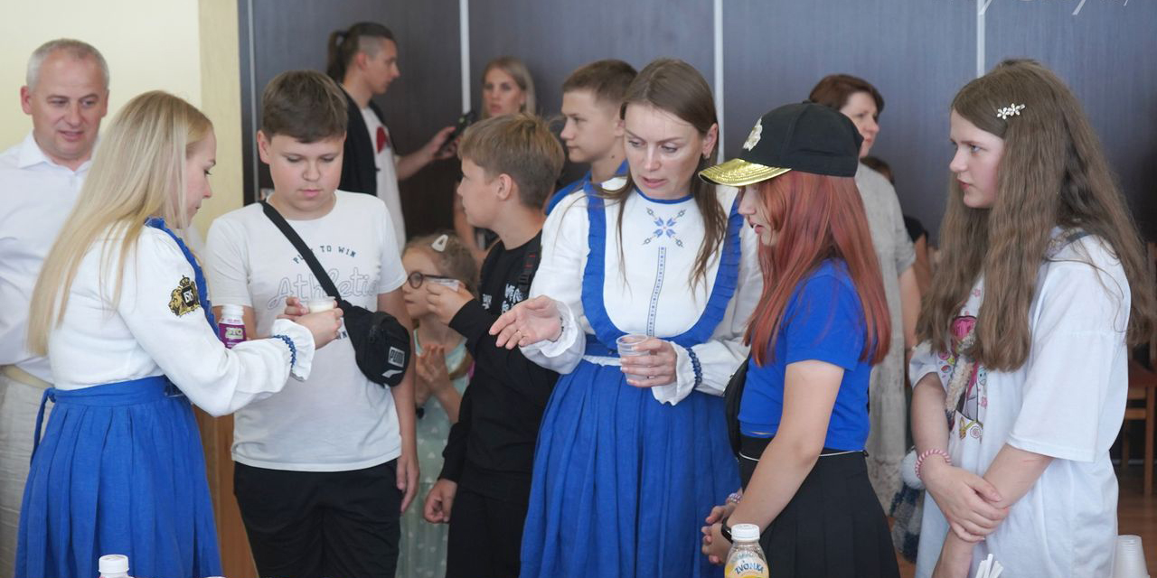 На «Бабушкиной крынке» состоялась дегустация новой молочной продукции для детей