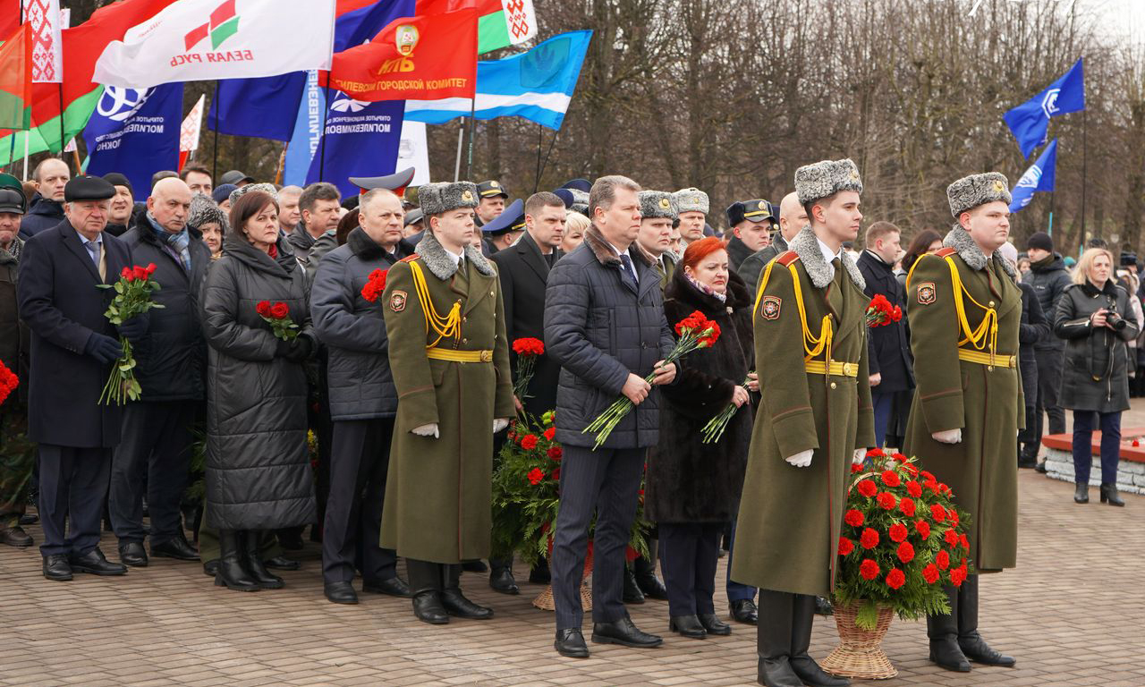 В Могилеве почтили память воинов-интернационалистов