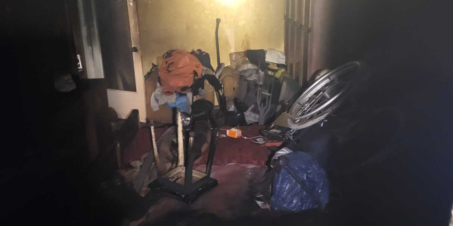 Пенсионерку и ее сына спасли работники МЧС на пожаре в Могилеве