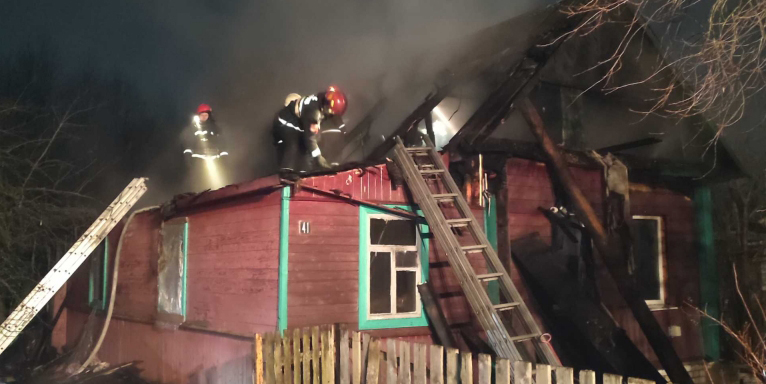 На пожаре в Могилеве пострадал мужчина, в Могилевском районе погиб пенсионер &mdash; сводка МЧС