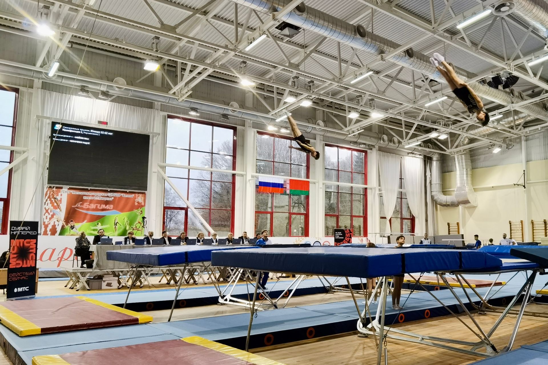 Международные соревнования по прыжкам на батуте прошли при поддержке компании МТС