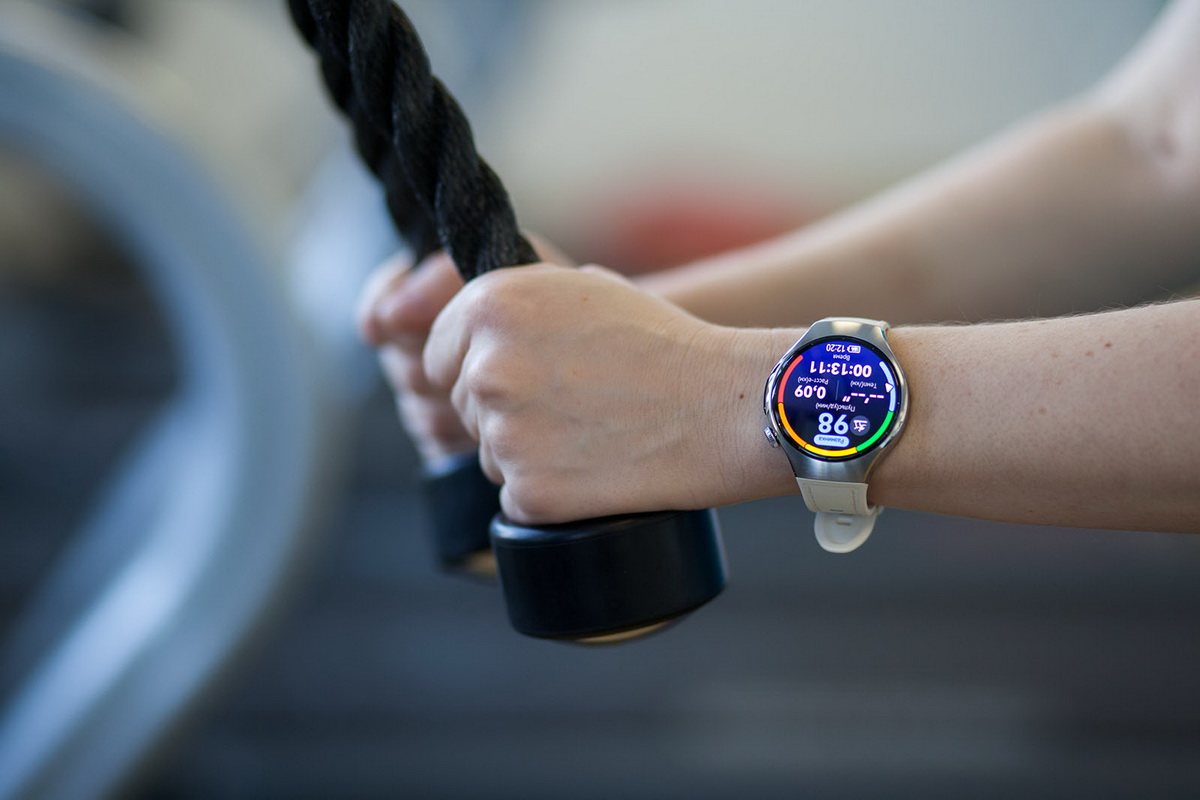 Теперь и в Могилеве: смарт-часы Huawei  Watch 5 с инновационным датчиком и eSIM