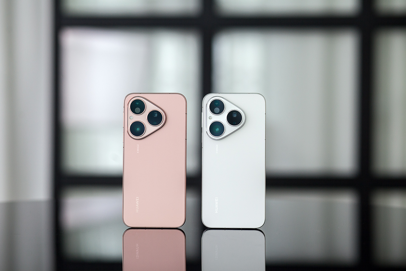 В Беларуси начались продажи флагманского смартфона Huawei Pura 80 с 5,5-кратным оптическим зумом