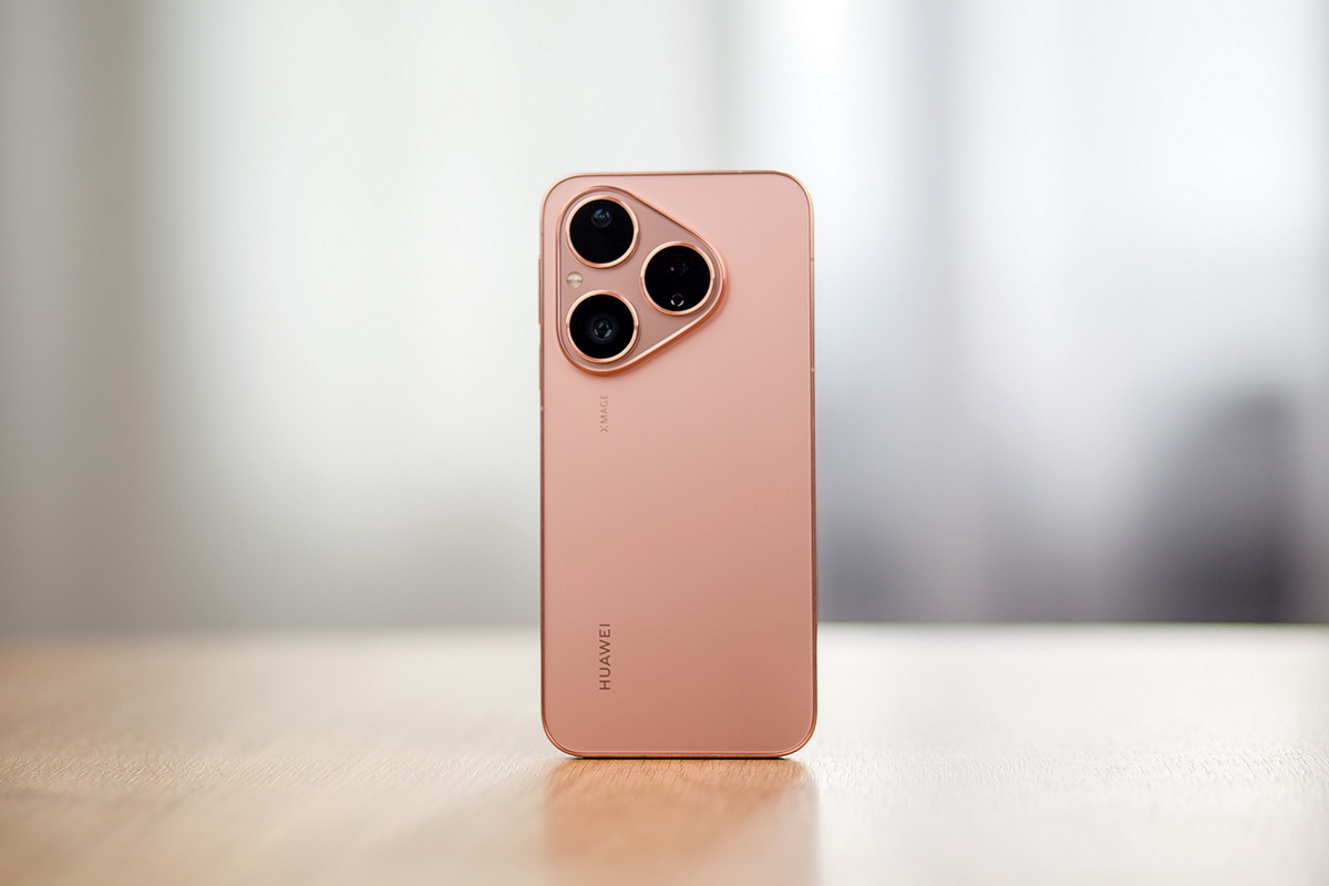 Уже в Могилеве: обзор нового флагманского смартфона Huawei Pura 80