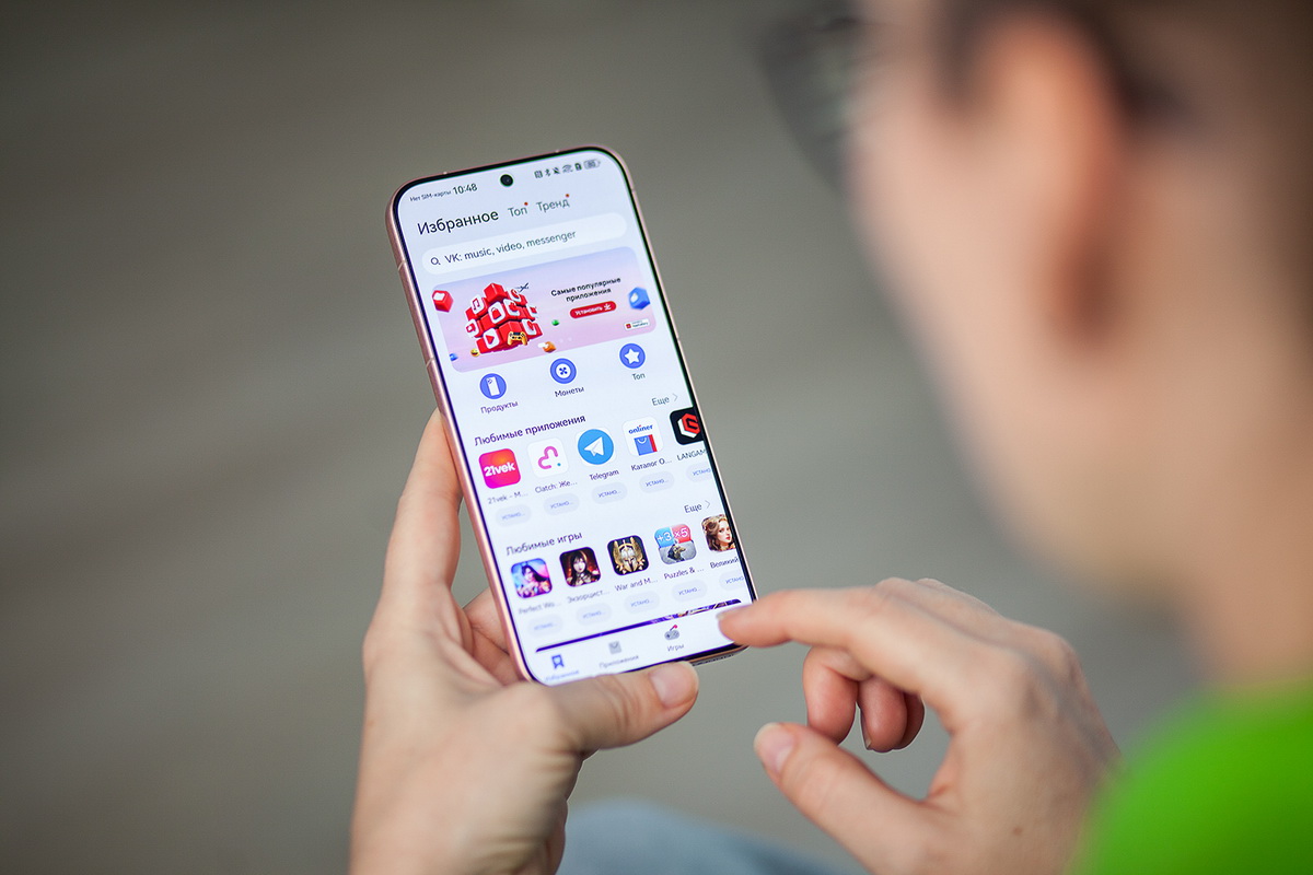 Уже в Могилеве: обзор нового флагманского смартфона Huawei Pura 80
