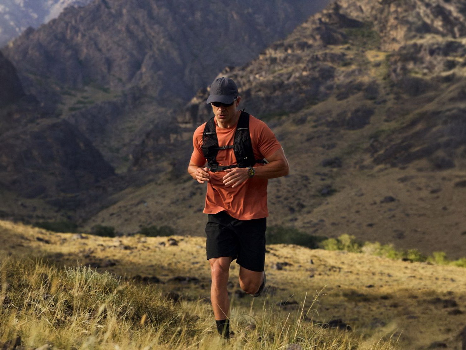 В Беларуси появились смарт-часы Huawei Watch GT 6 с продвинутыми велотренировками и автономностью до 21 дня