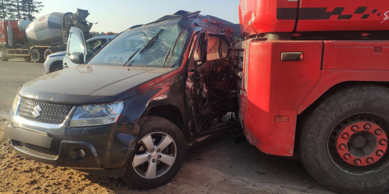 Грузовик и легковой автомобиль столкнулись в Могилевском районе