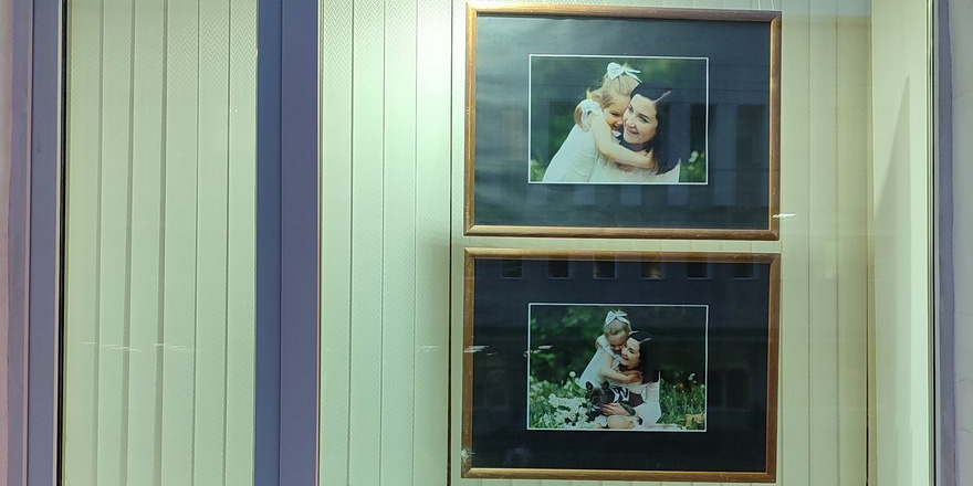 Выставка могилевского фотографа Ксении Самтыко работает в окнах библиотеки им.К.Маркса