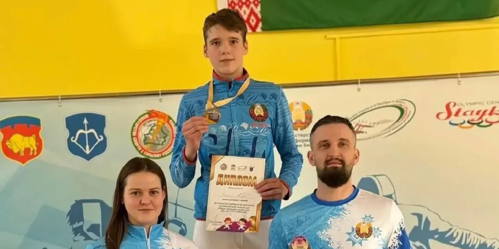 «Олимпийские надежды»: могилевчанин Андрей Чаплыгин завоевал «золото» на турнире по фехтованию